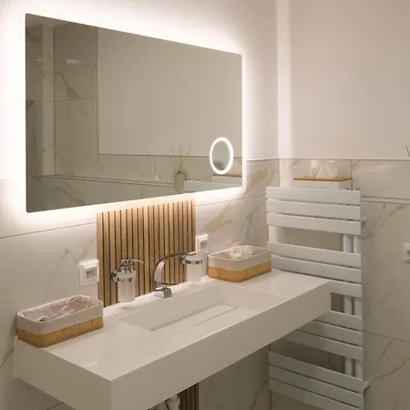 Homebase Modernes 4-sterne Mit Tiefgarage Im Zentrum Apartment Oberkochen