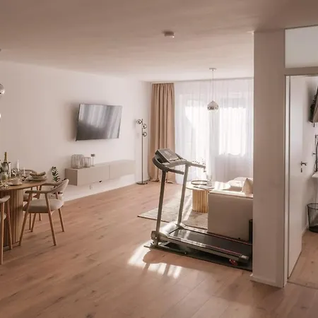 Homebase Modernes 4-sterne Mit Tiefgarage Im Zentrum *