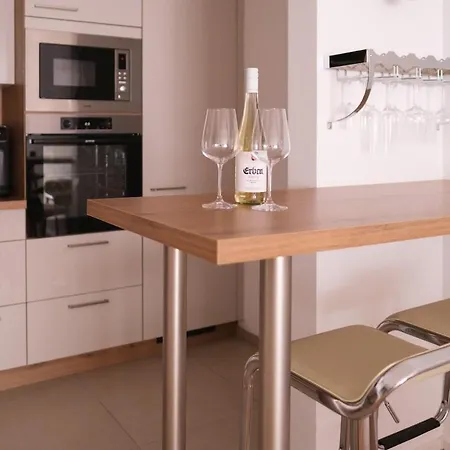 Homebase Modernes 4-sterne Mit Tiefgarage Im Zentrum Appartement Oberkochen