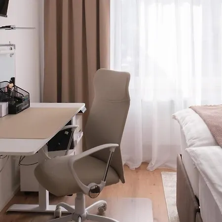 Homebase Modernes 4-sterne Mit Tiefgarage Im Zentrum Apartment Oberkochen