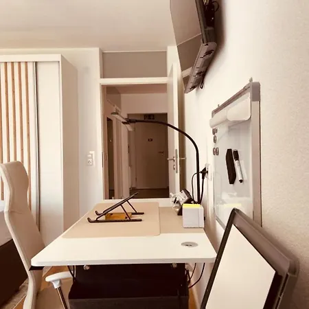 Homebase Modernes 4-sterne Mit Tiefgarage Im Zentrum * Oberkochen