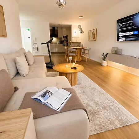 Homebase Modernes 4-sterne Mit Tiefgarage Im Zentrum * Oberkochen