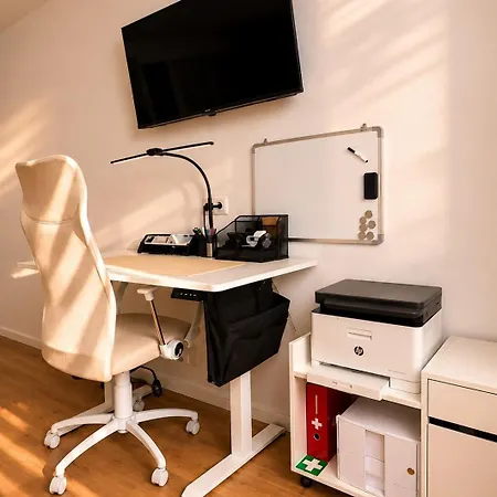 Homebase Modernes 4-sterne Mit Tiefgarage Im Zentrum Apartment Oberkochen