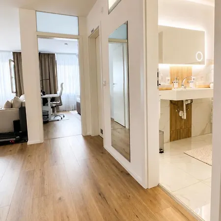 Apartment Homebase Modernes 4-sterne Mit Tiefgarage Im Zentrum *