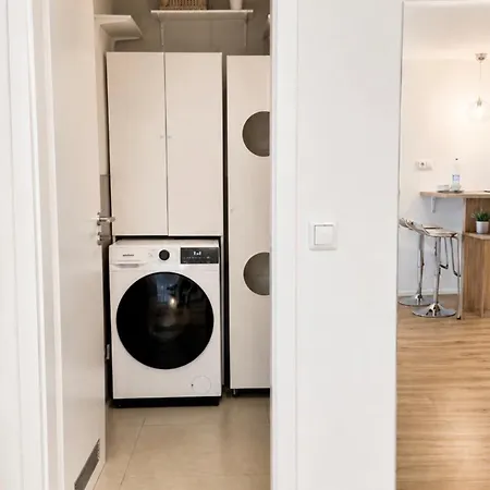 Homebase Modernes 4-sterne Mit Tiefgarage Im Zentrum