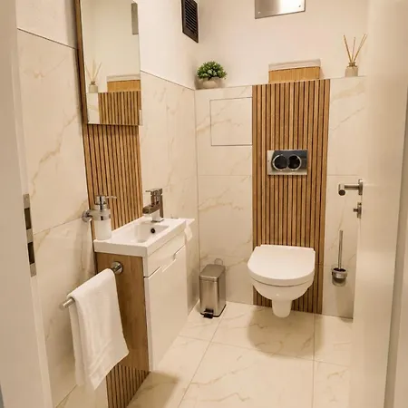 Apartment Homebase Modernes 4-sterne Mit Tiefgarage Im Zentrum *